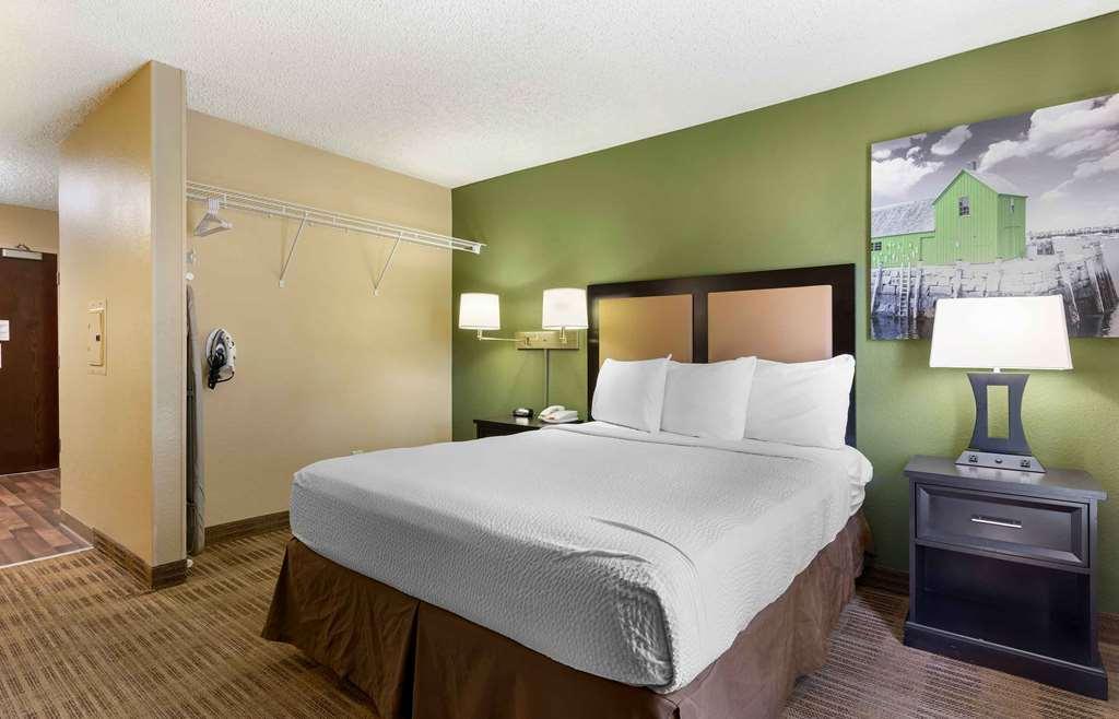 Extended Stay America Suites - Livermore - Airway Blvd Room photo